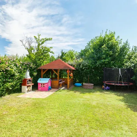 Ilona By Interhome *